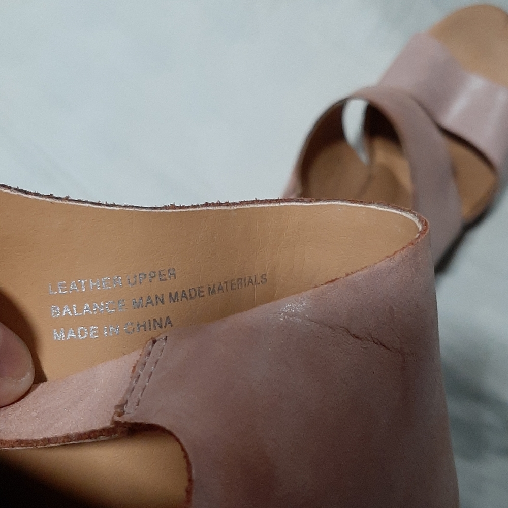 For @jlkeiger - Korks Sandals size 10 - Picture 6 of 9